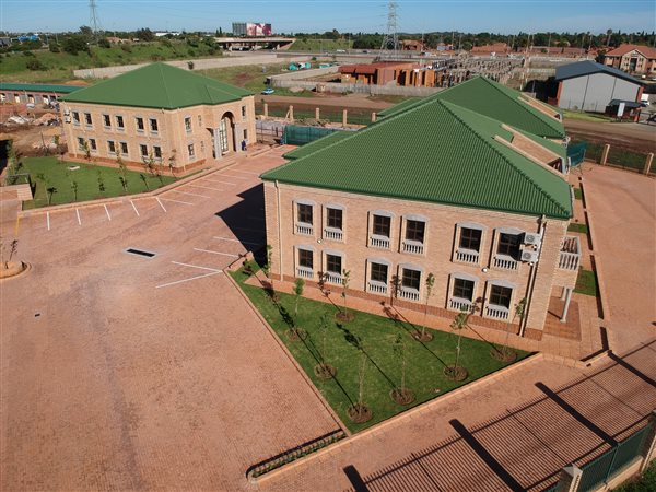 125  m² Office Space in Highveld Techno Park