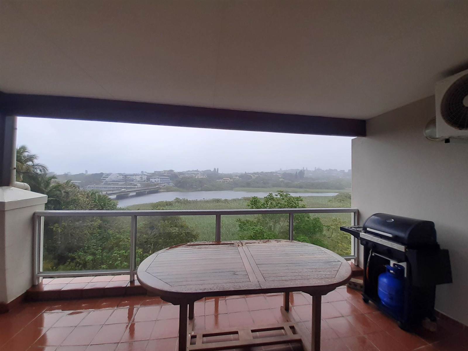 3 Bed Apartment in Shelly Beach photo number 2
