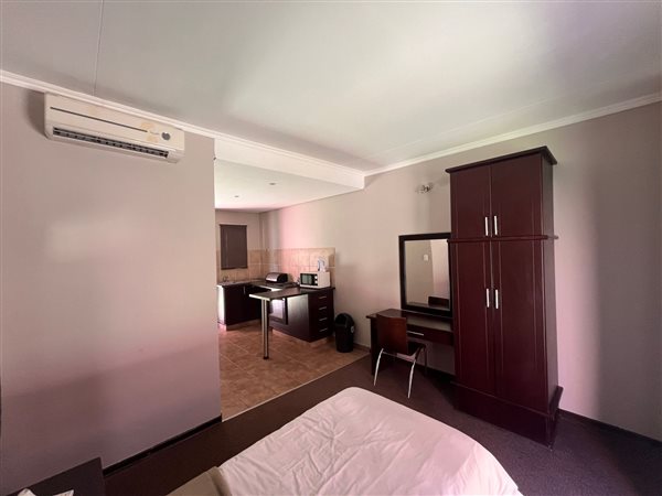 1 Bed Apartment