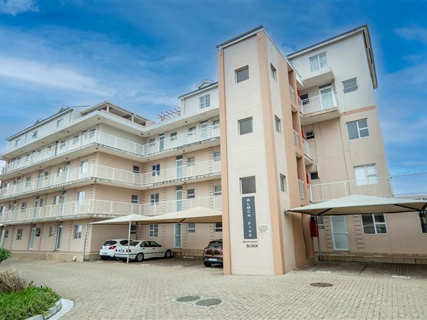 3 Bed Apartment