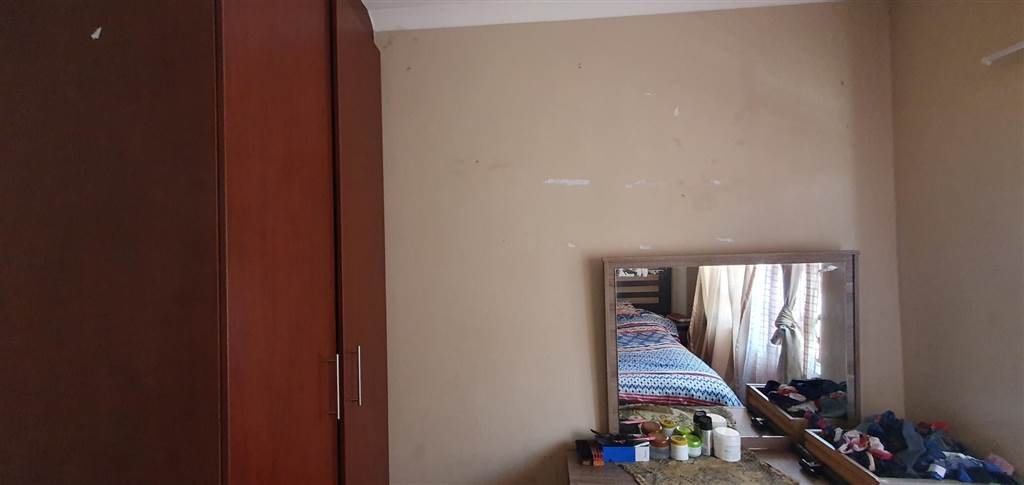 3 Bed Townhouse in Duvha Park photo number 8