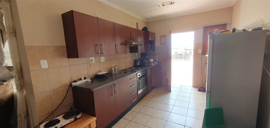 3 Bed Townhouse in Duvha Park photo number 13