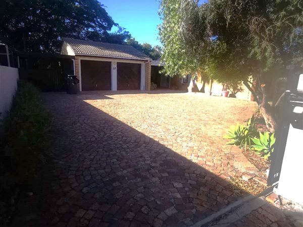 3 Bed House in Durbanville Central