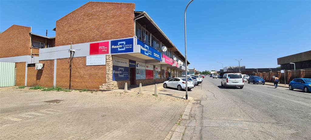 Retail space in Potchefstroom Central photo number 4