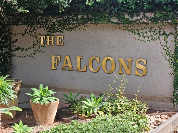 2 Bedroom Townhouse 2 Bedroom Townhouse