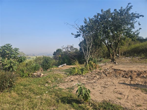 4 047 m² Land