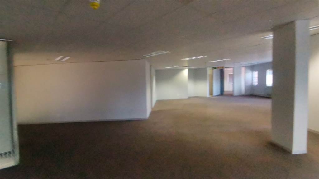 474.1  m² Commercial space in Parktown photo number 13