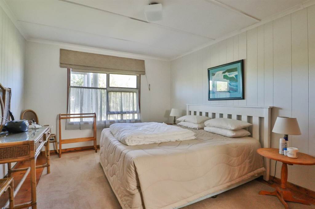 7 Bed House in Stilbaai photo number 12