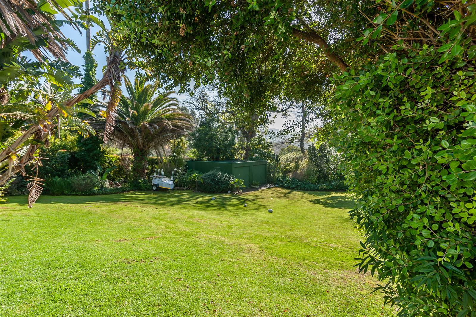 800 m² Land available in Constantia photo number 3