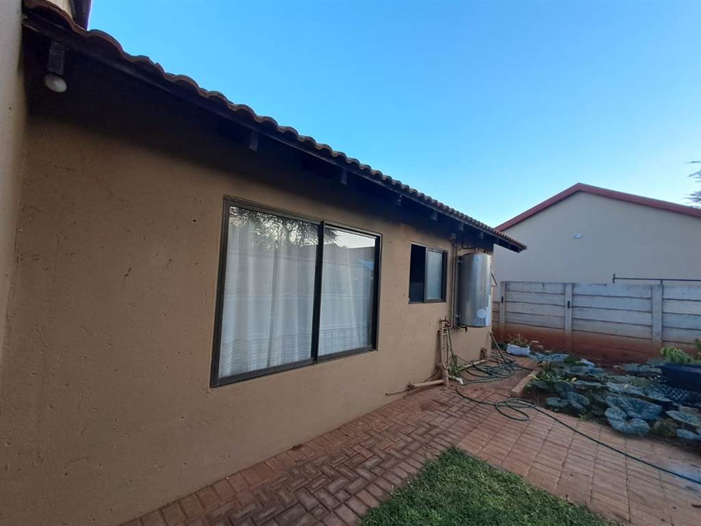 3 Bed House in Thabazimbi photo number 20