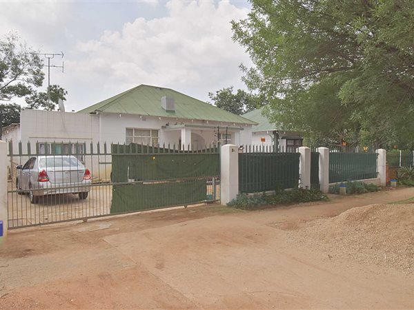 10 Bed House in Benoni South
