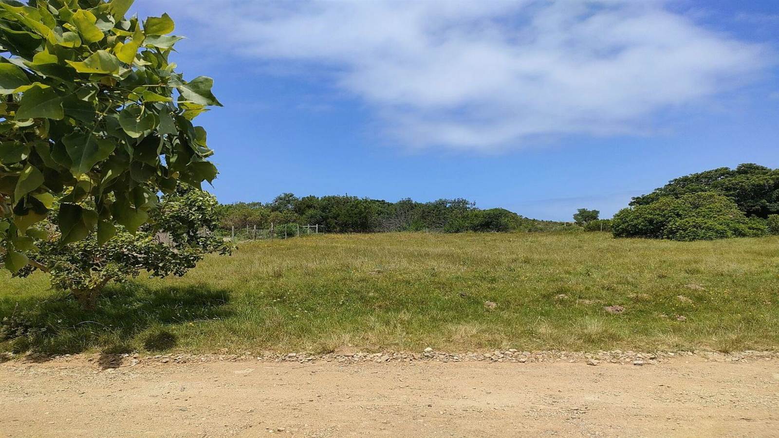855 m² Land available in Boesmansriviermond photo number 4