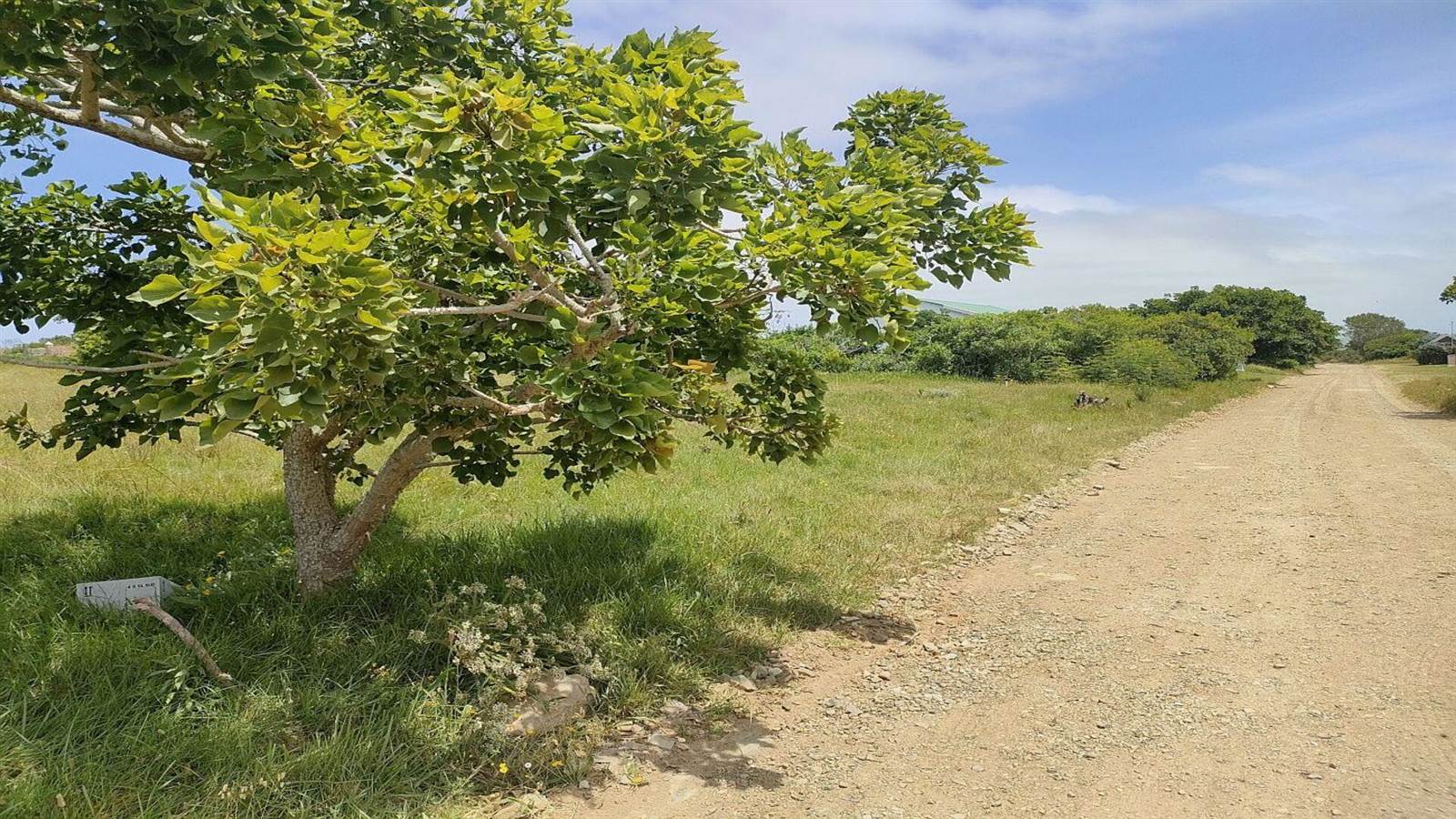 855 m² Land available in Boesmansriviermond photo number 1