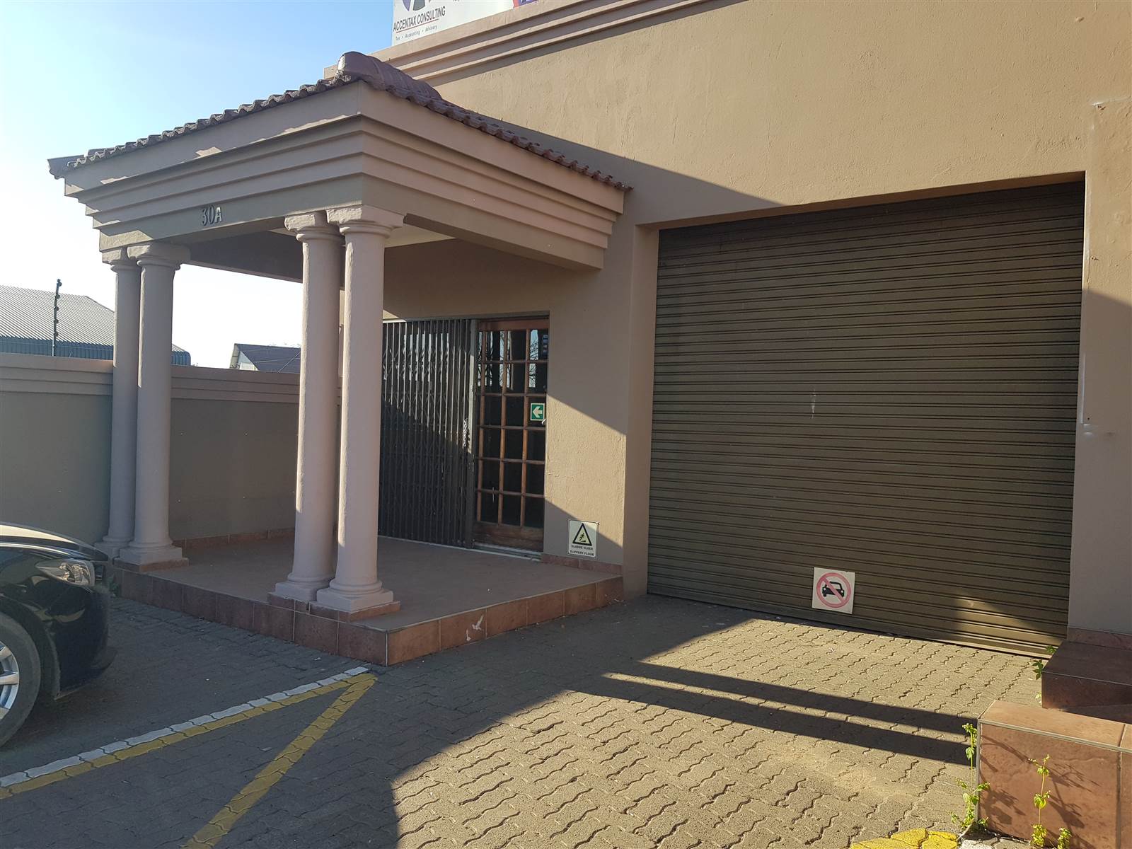 250  m² Commercial space in Witbank Central photo number 19
