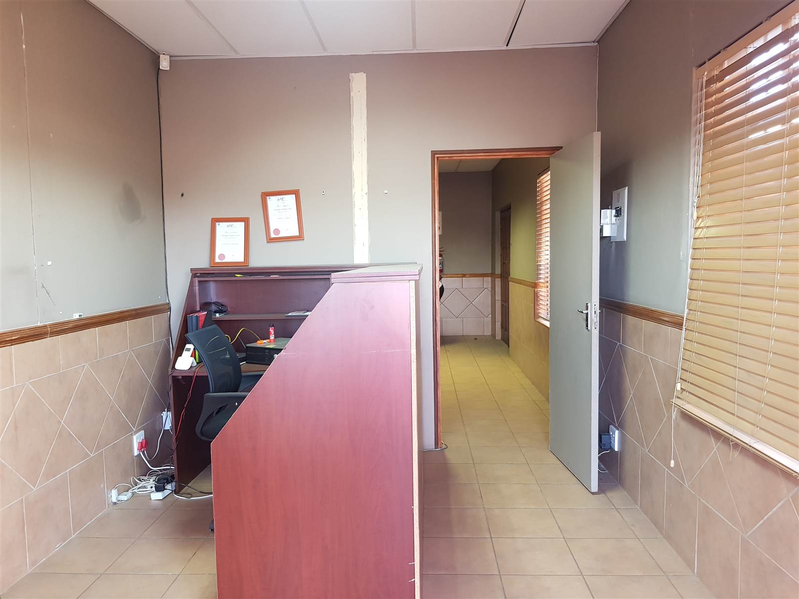 250  m² Commercial space in Witbank Central photo number 23