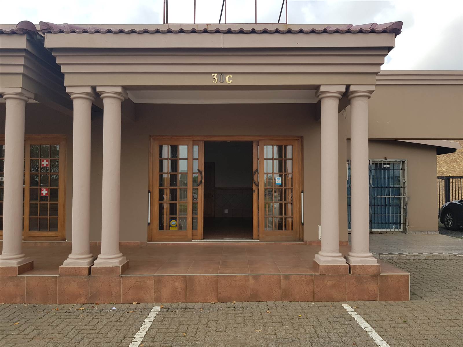 250  m² Commercial space in Witbank Central photo number 3