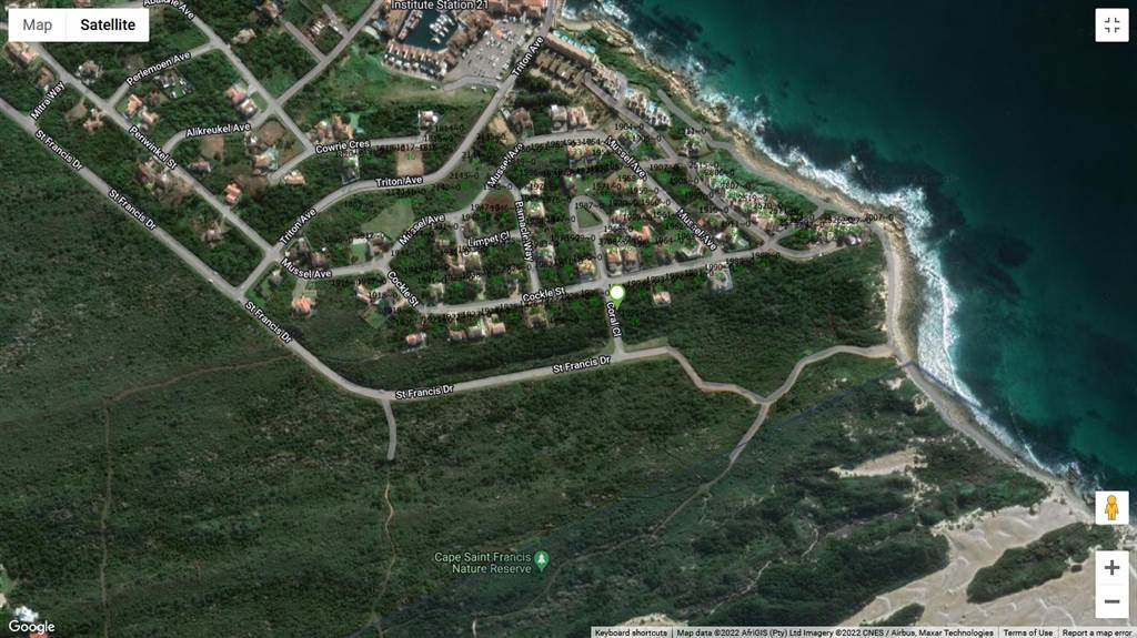 747 m² Land available in St Francis Bay photo number 8