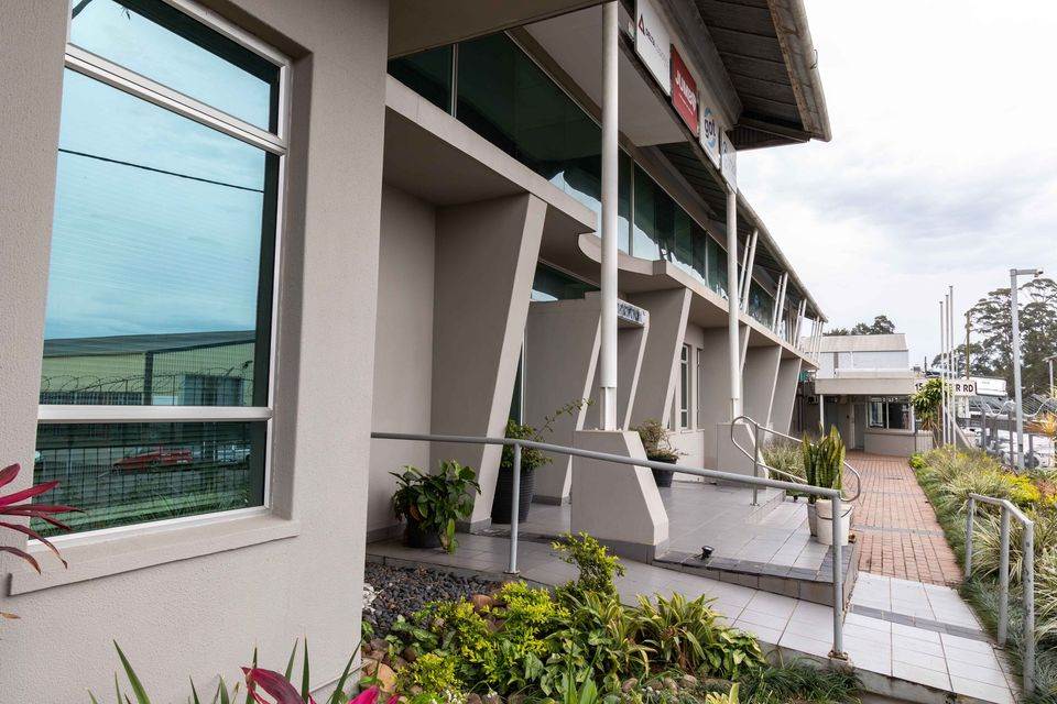 270  m² Office Space in Westmead photo number 1