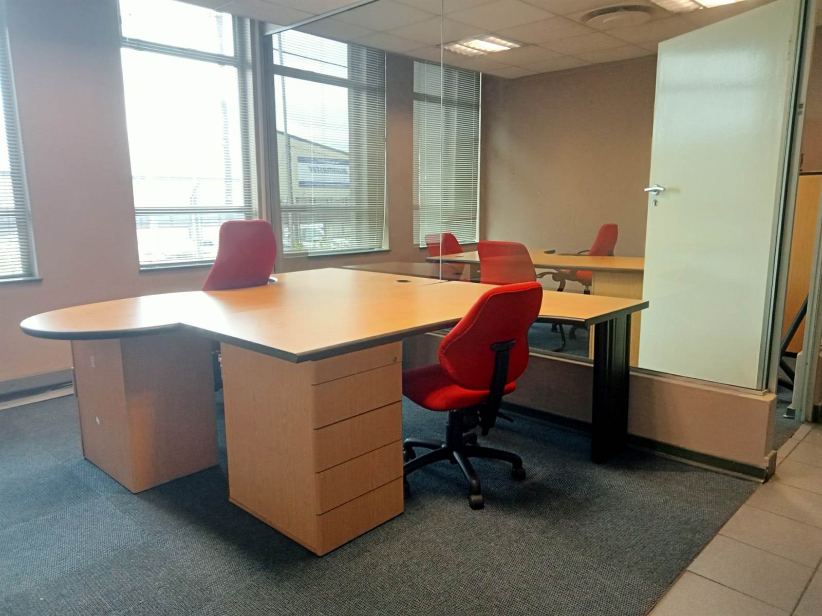 270  m² Office Space in Westmead photo number 12