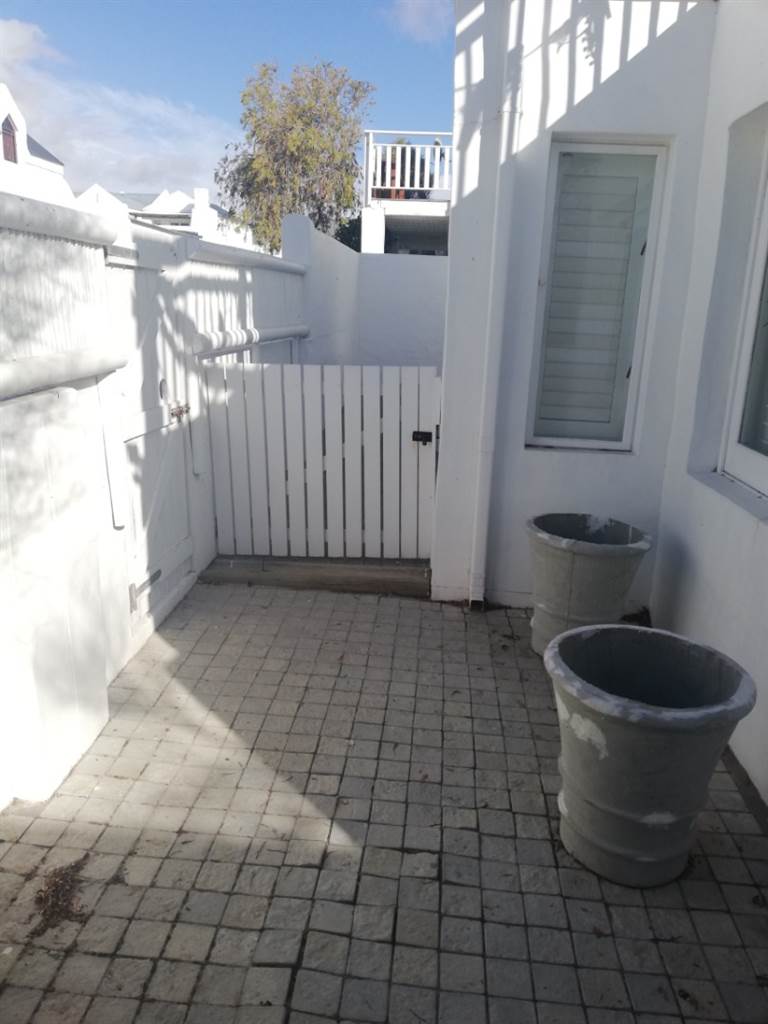 3 Bed House in Paternoster photo number 23