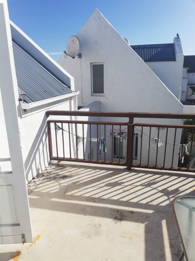 3 Bed House in Paternoster photo number 13