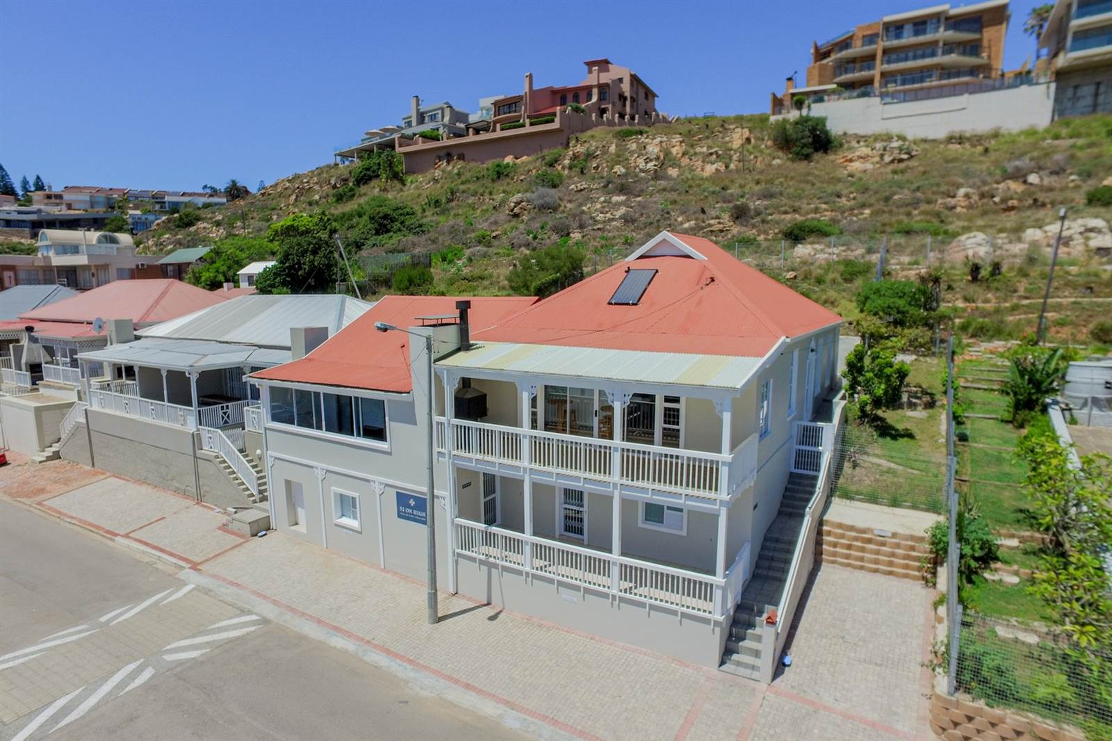 6 Bed House in Mossel Bay Central photo number 3