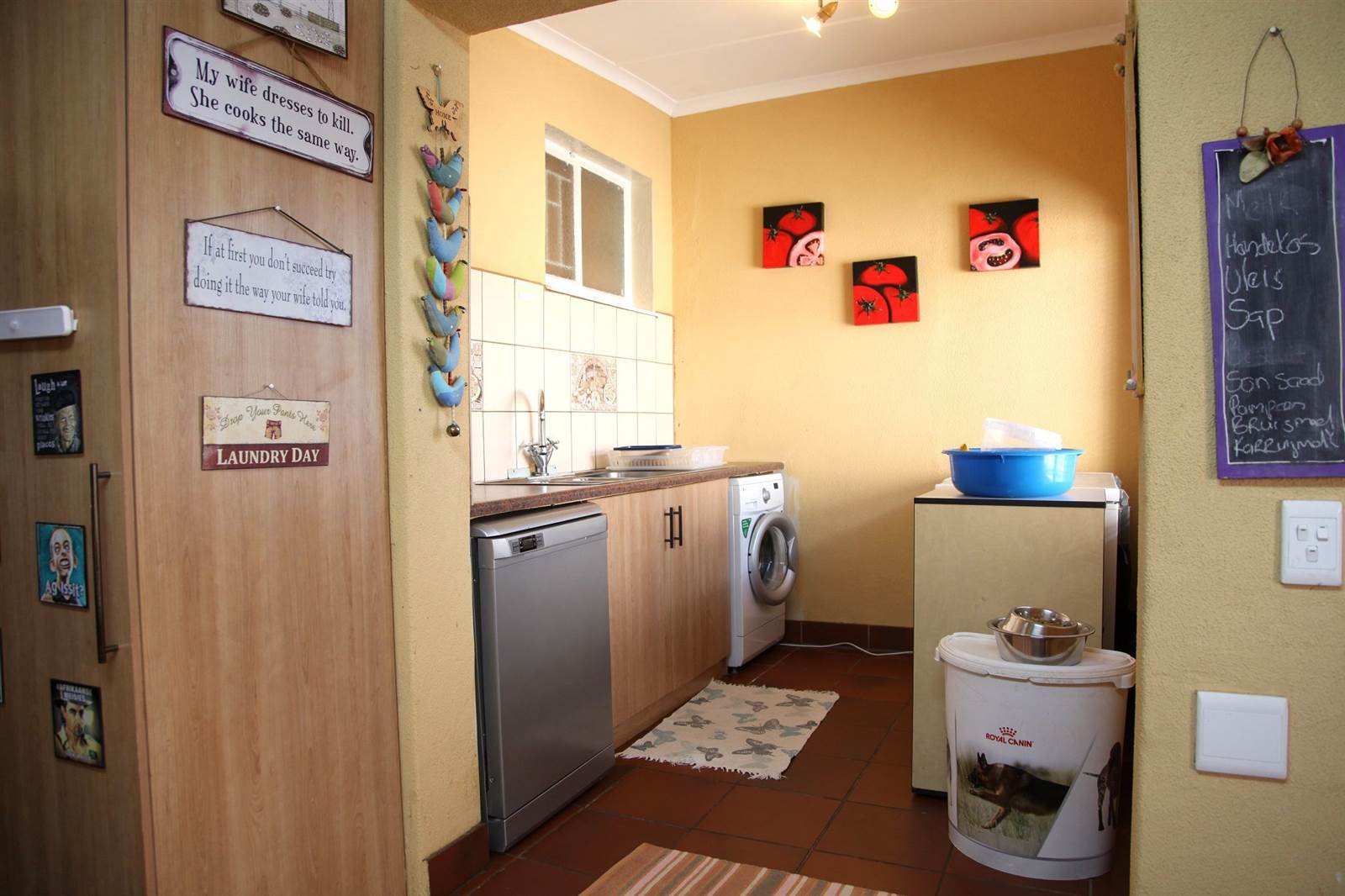 2 Bed House in Vanderkloof photo number 11