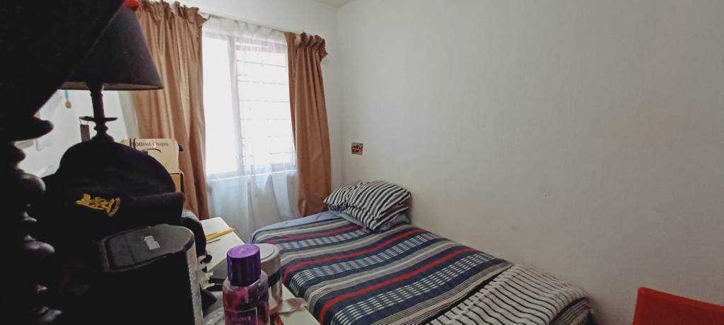 2 Bed Apartment in Weltevreden Park photo number 27