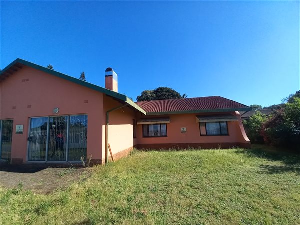 3 Bedroom House 3 Bedroom House