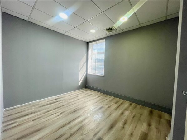 Commercial space Commercial space