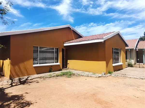 3 Bed House in Marapong