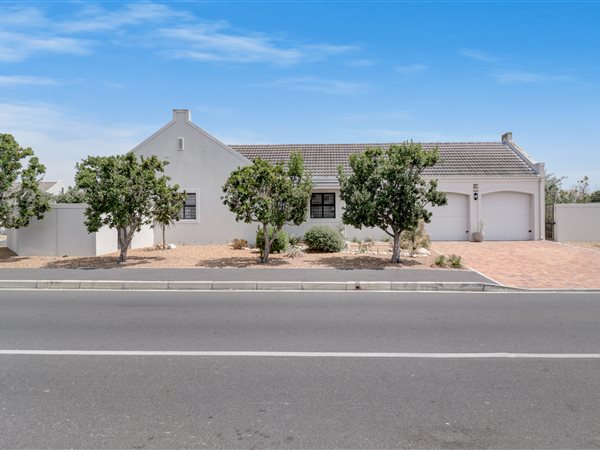 3 Bedroom House 3 Bedroom House