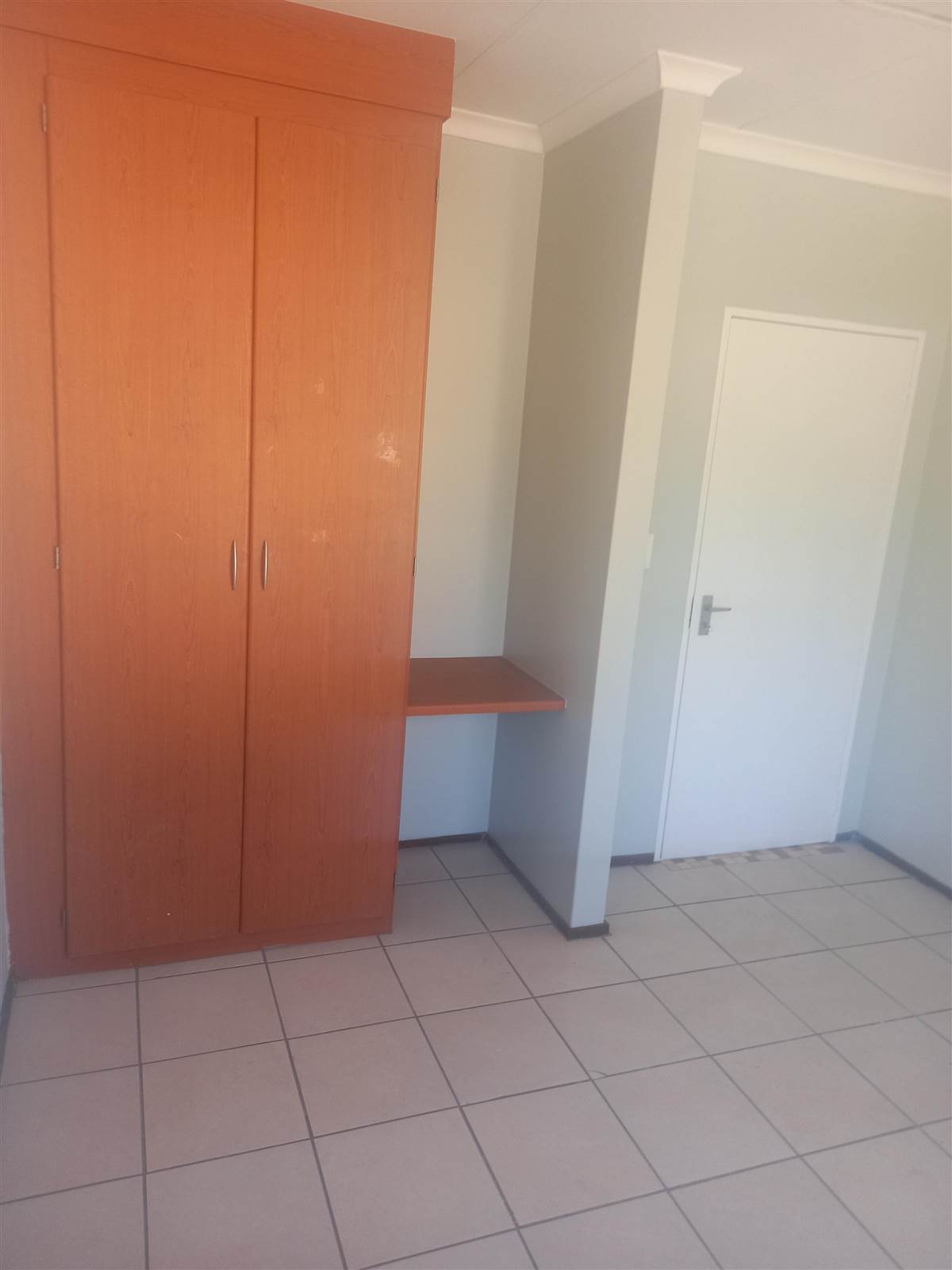 2 Bed Apartment in Chloorkop photo number 24