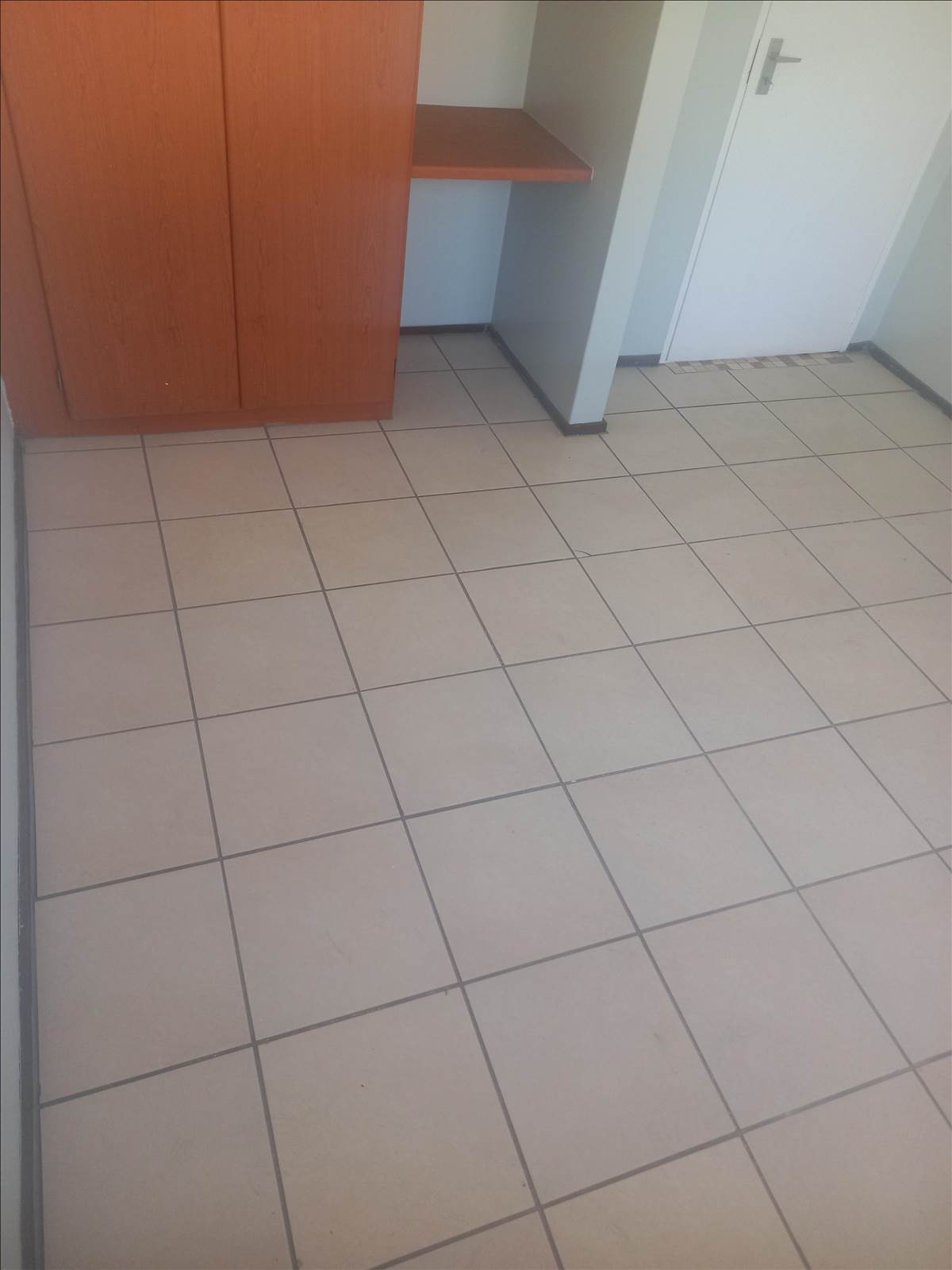 2 Bed Apartment in Chloorkop photo number 25