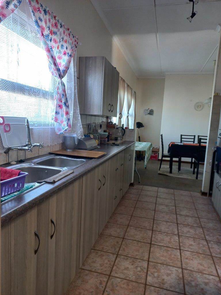3 Bed House in Port Nolloth photo number 15