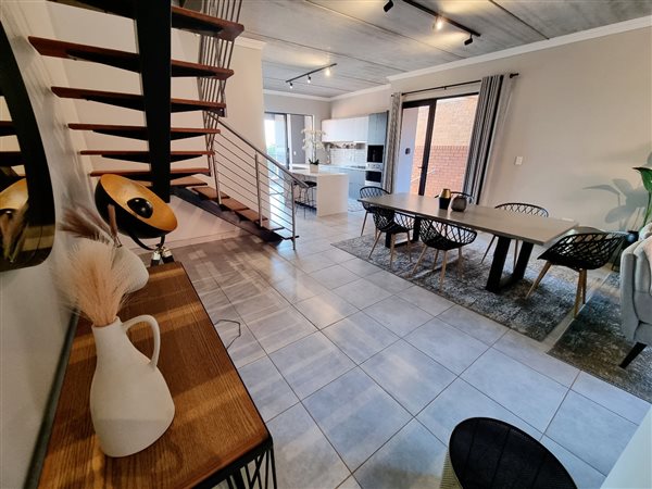 3 Bed Townhouse in Bronberg