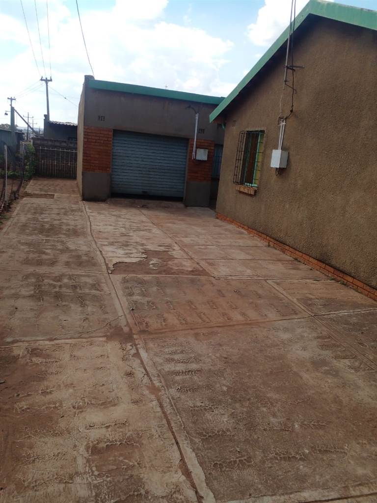 3 Bed House in Sebokeng Zone 7 photo number 17