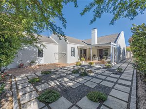 House in Sunningdale