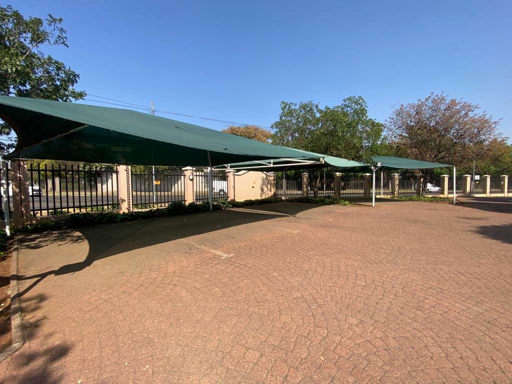360  m² Commercial space in Witbank Central photo number 14