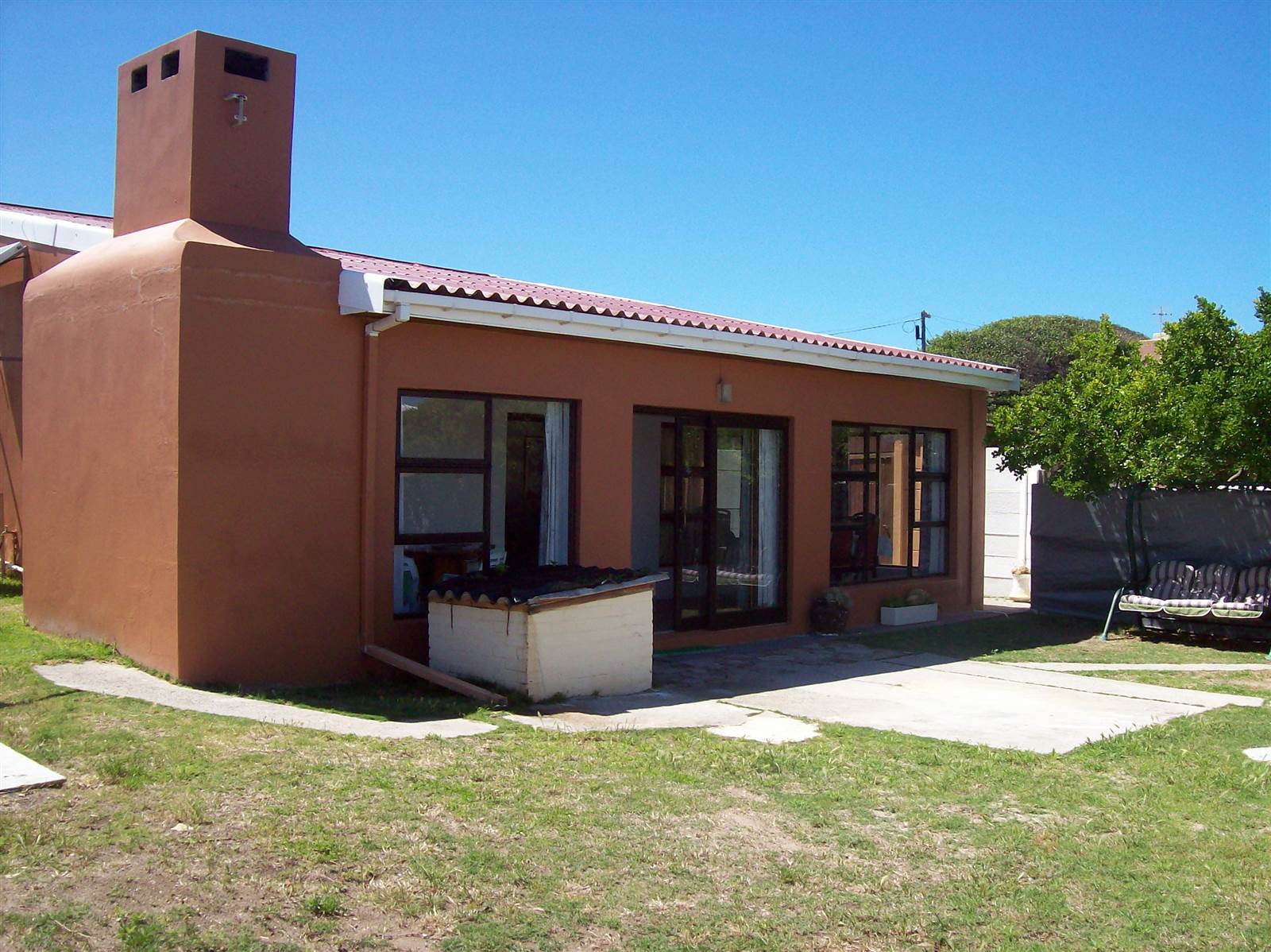 5 Bed House in Gansbaai and surrounds photo number 12