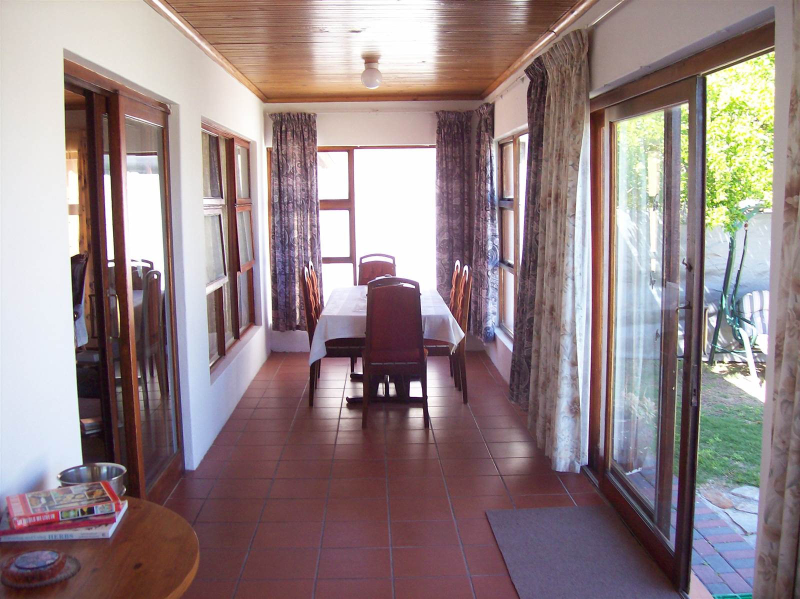5 Bed House in Gansbaai and surrounds photo number 3