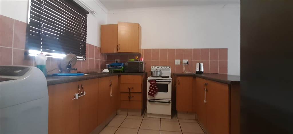 2 Bed Townhouse in Bo Dorp photo number 2