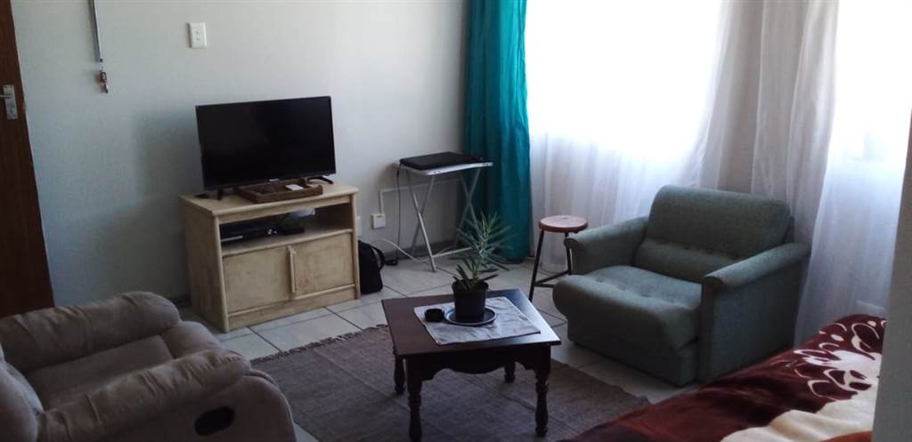 1 Bed Flat in Mossel Bay Central photo number 13