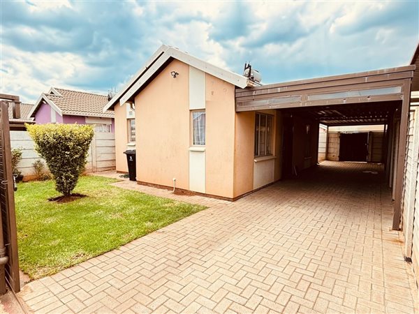 2 Bedroom House 2 Bedroom House