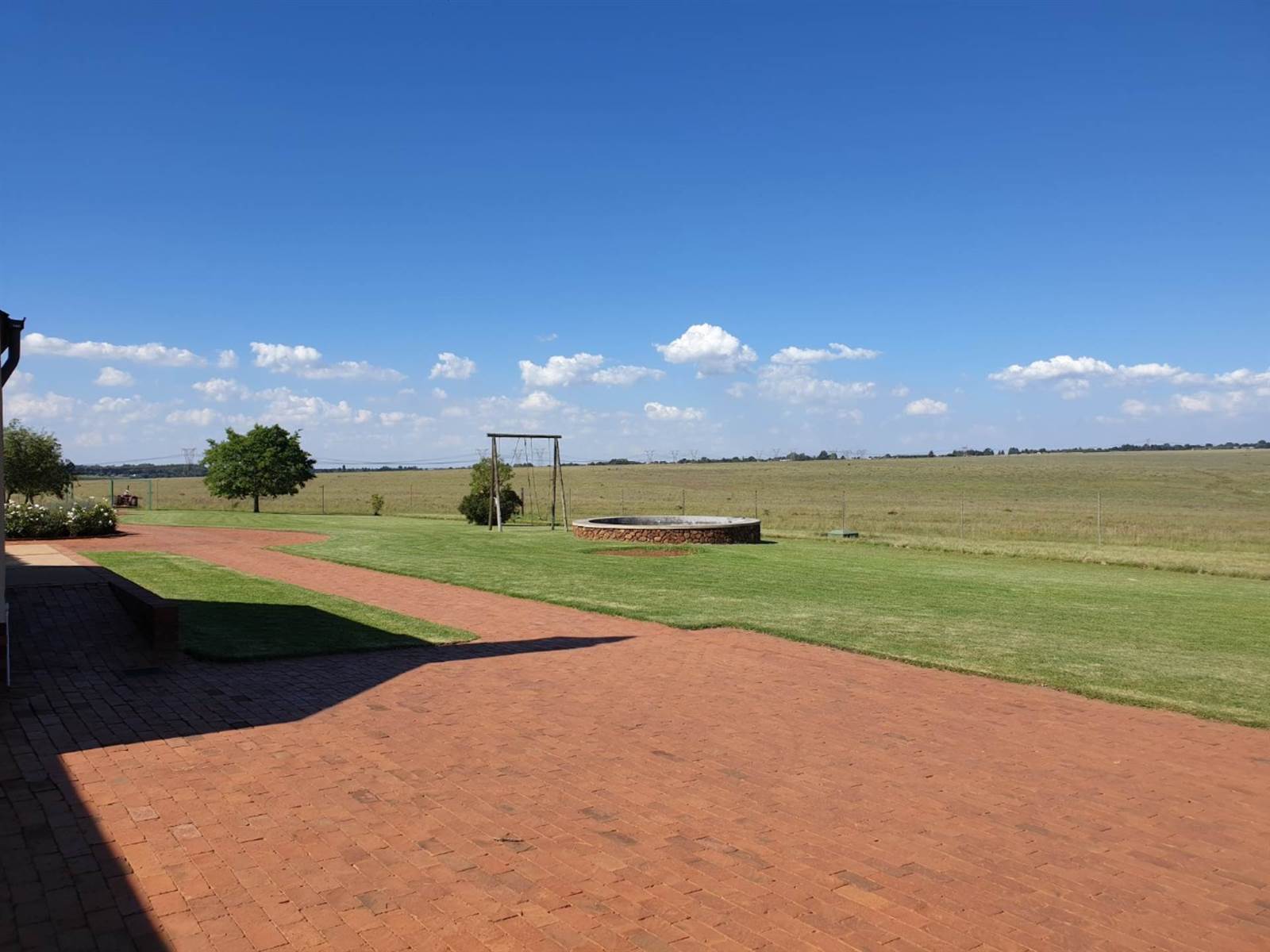 405 ha Farm in Grootfontein Estate photo number 17
