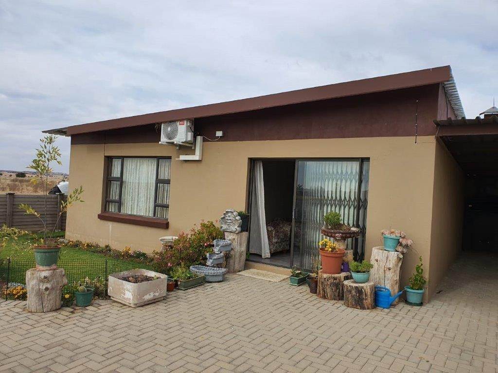 5 Bed House in Bloemfontein photo number 28