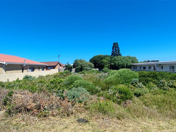654 m² Land available in Franskraal