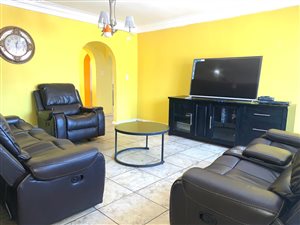 4 Bed House in Meyerton Park