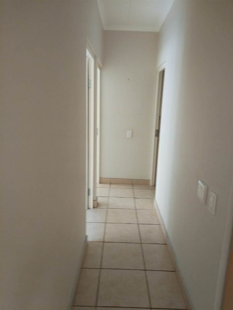 2 Bed Apartment in Montana Tuine photo number 20