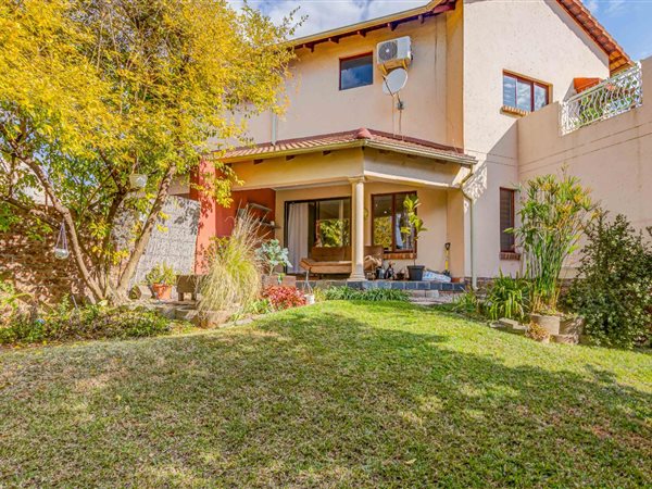 2 Bedroom Townhouse 2 Bedroom Townhouse